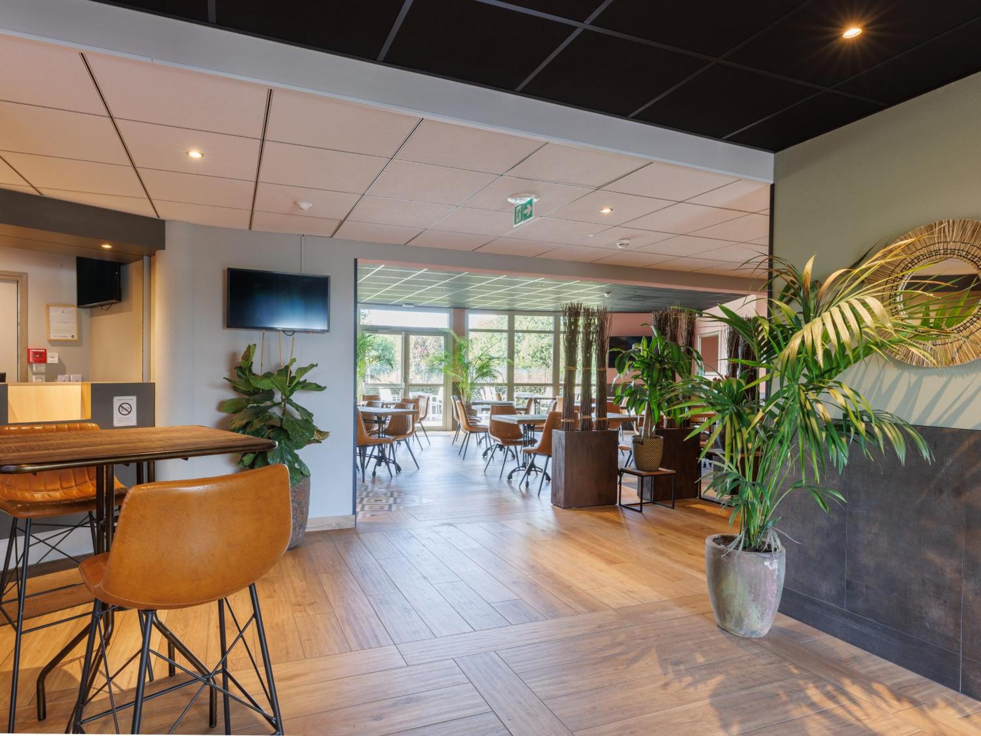 B&B Hotel Clermont-Ferrand Nord Riom Luaran gambar