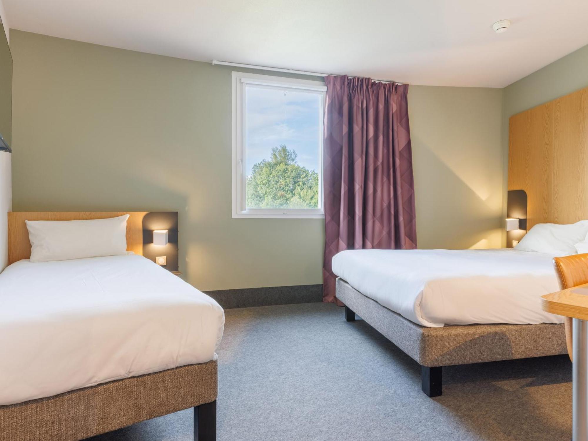 B&B Hotel Clermont-Ferrand Nord Riom Luaran gambar